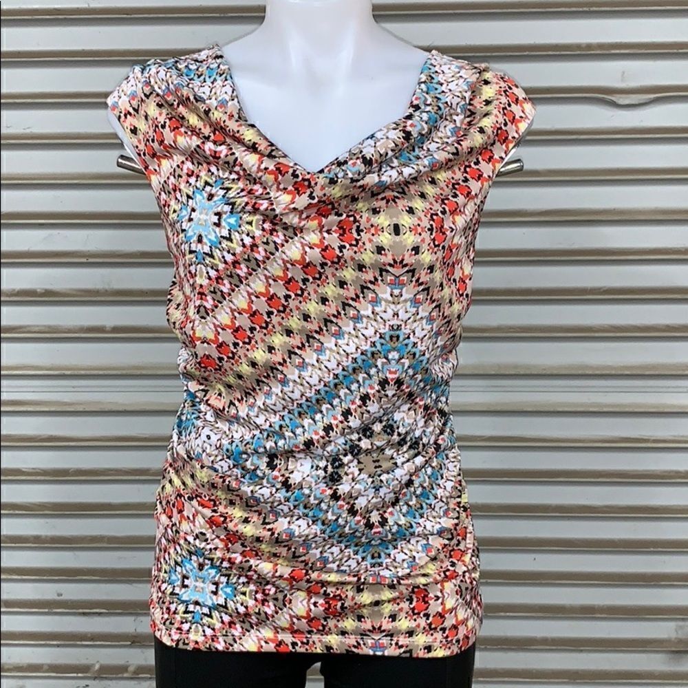 🛍️B Design size Small top - Picture 3 of 8